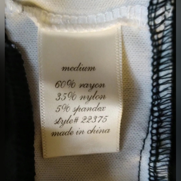 NWT Jun & Ivy black and white short dress. Size Medium. - Picture 6 of 6